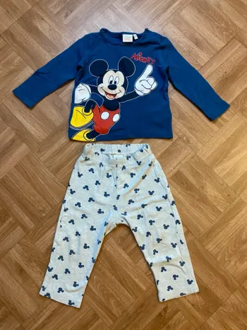 Ensemble 2 pièces taille 18 mois de Disney