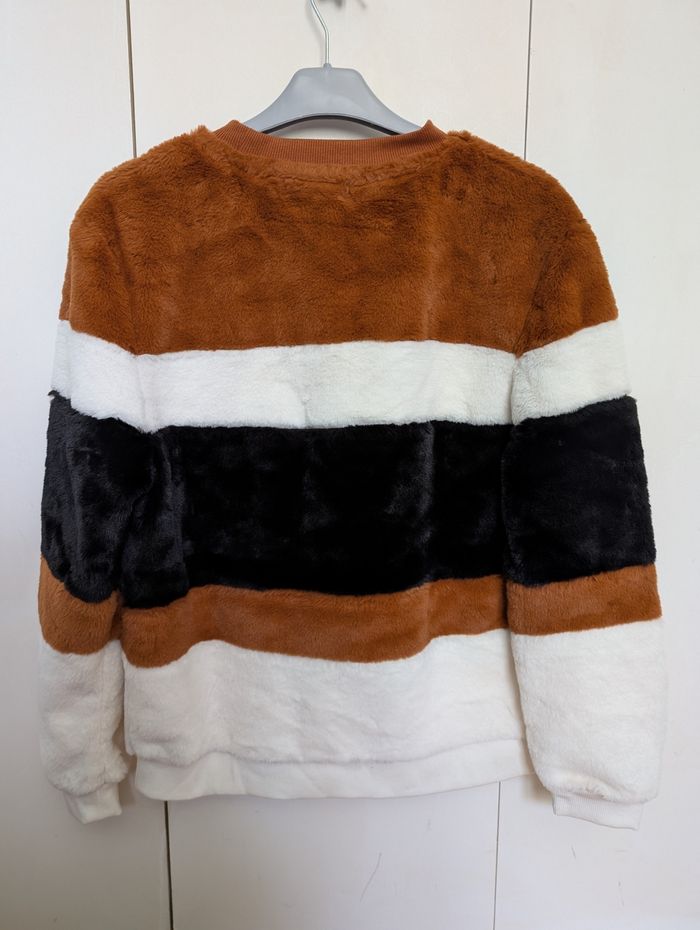 Pull doux tricolore Jennyfer taille S - photo numéro 2