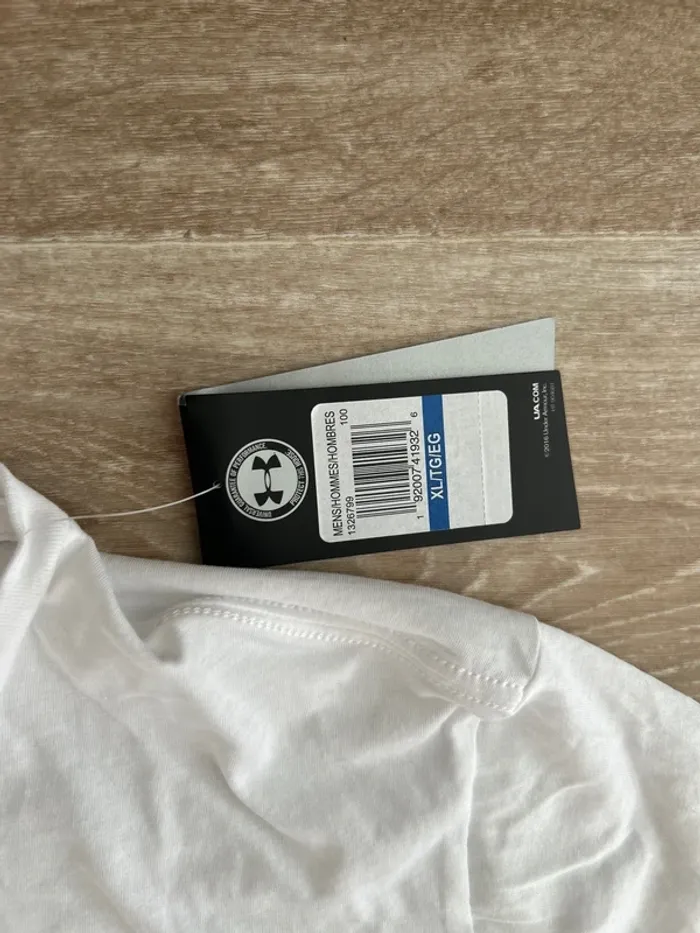 T-shirt Blanc Under Armour XL - photo numéro 3