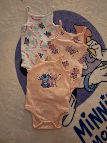 🌸Lot de 3 bodie stitch neuf jamais porté taille 6 mois 🌸