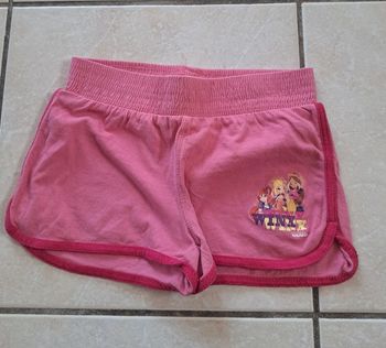 Short rose taille élastique 6 ans 👧 Winx en TBE