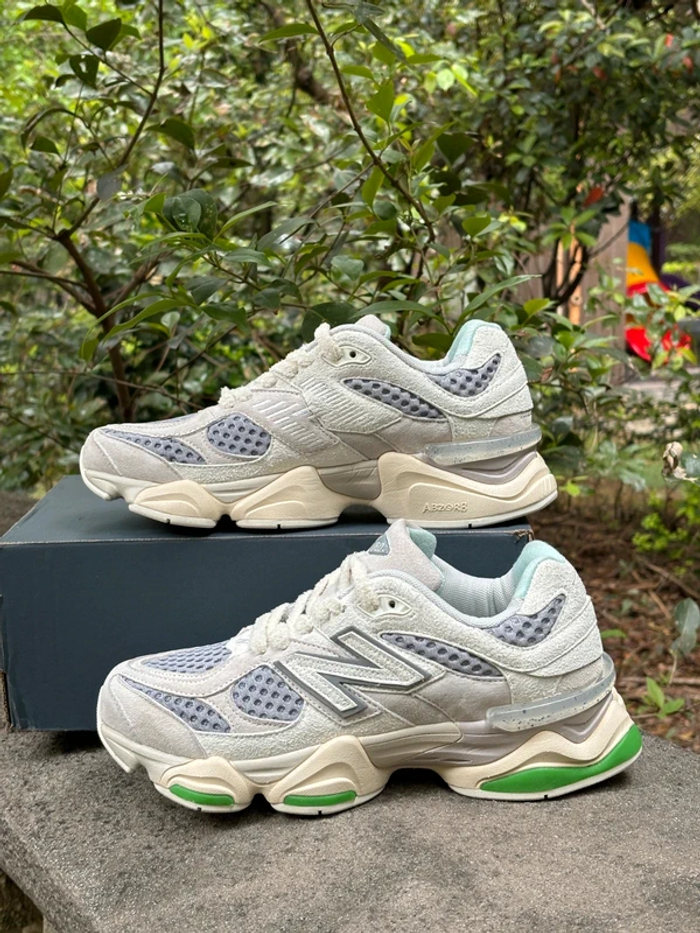 New Balance 9060 Beige 44 - photo numéro 2