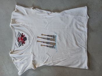 T shirt blanc avec dessins brillant Barcelona M Safon