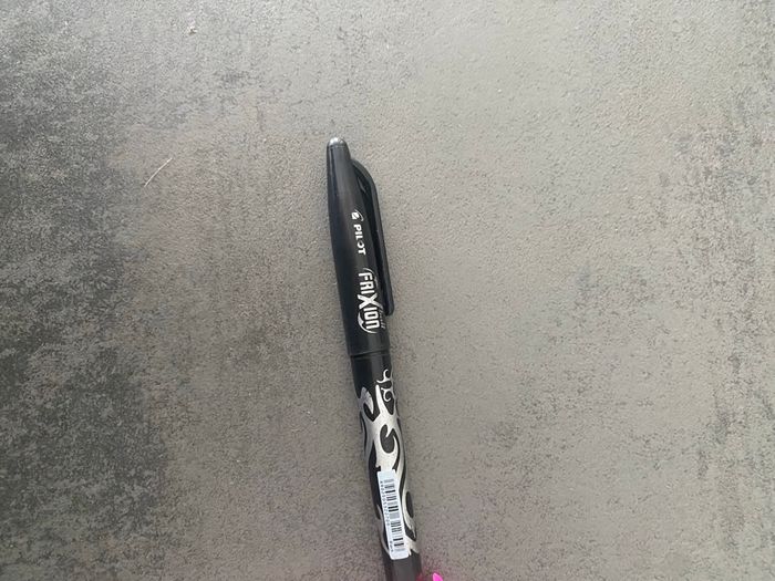 stylo effaçable - photo numéro 2