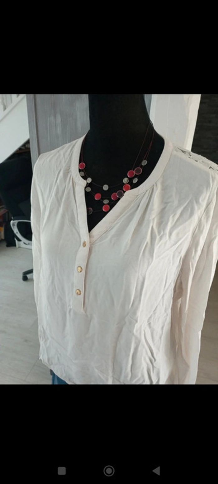 Blouse crème - photo numéro 2