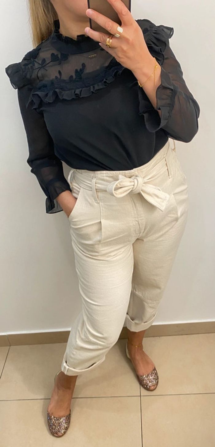 Blouse brodée avec volant - photo numéro 4
