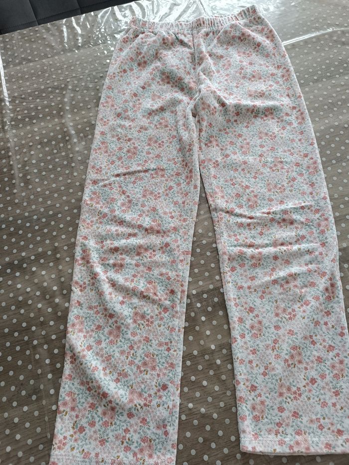 Pyjama deux pièces - photo numéro 3