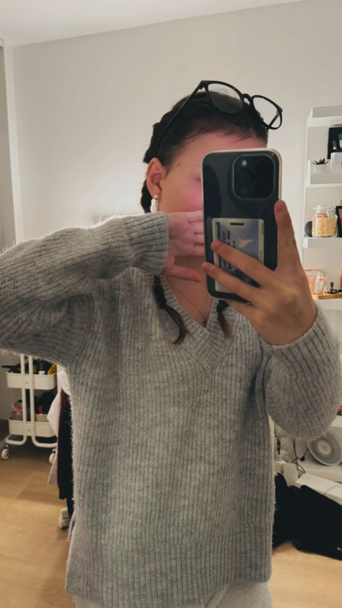 Pull gris - photo numéro 4