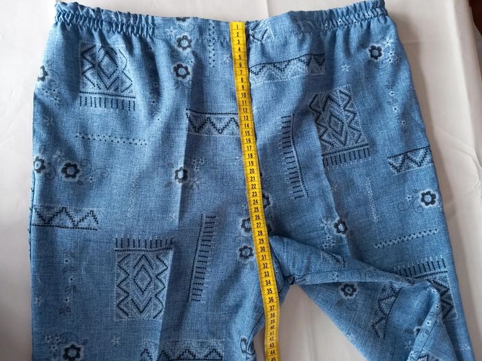 Pantalon à motif femme taille 46/48 - photo numéro 5
