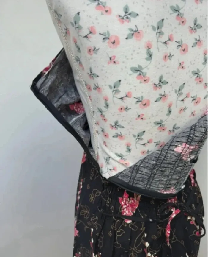 Robe d'été noire avec fleurs 🌸 en coton taille S/M - photo numéro 5