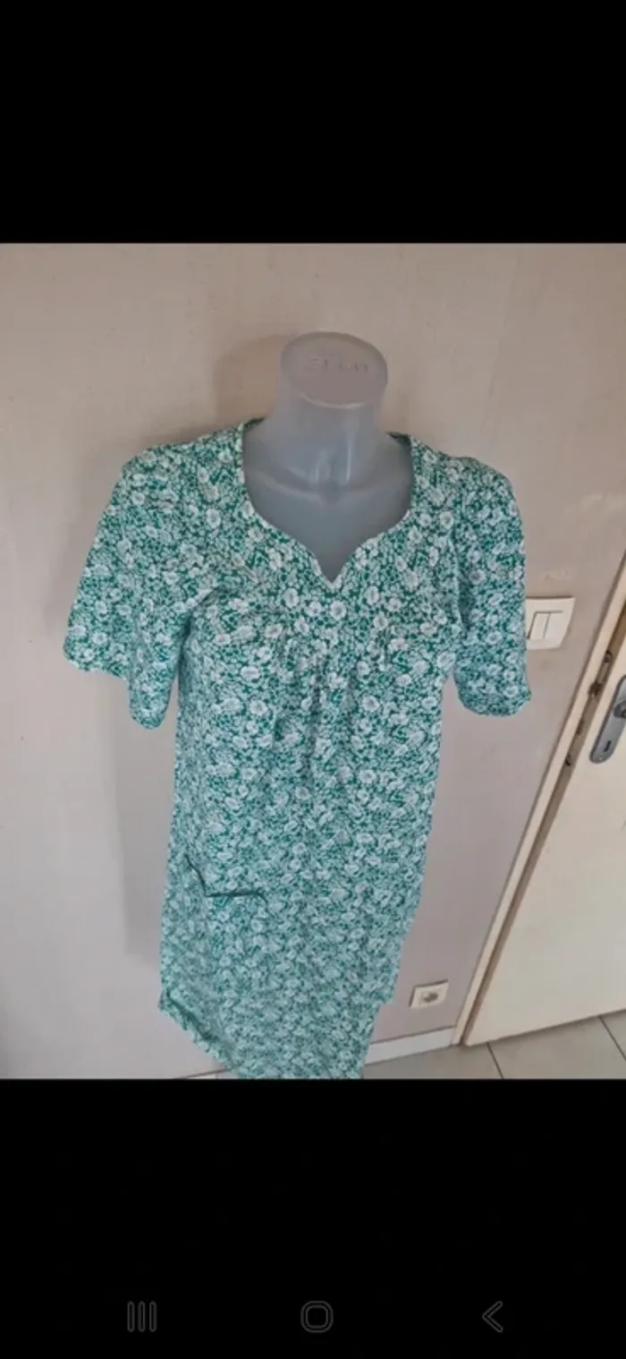 Magnifique robe vintage damart taille 40 très bon etat - photo numéro 2