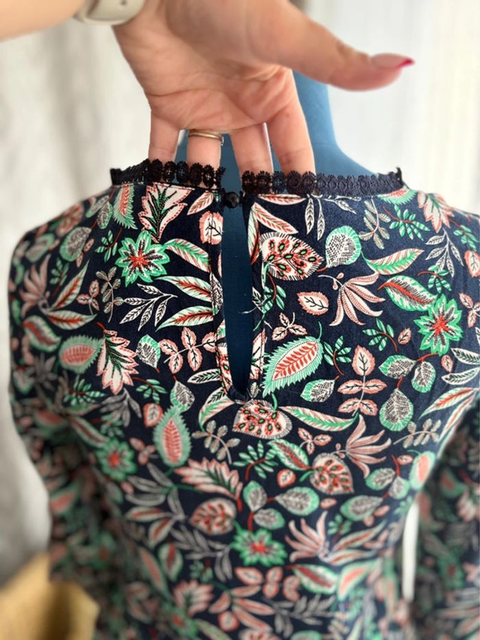 Robe fleuri - taille 36/S - Grain de malice - en très bon état - photo numéro 3