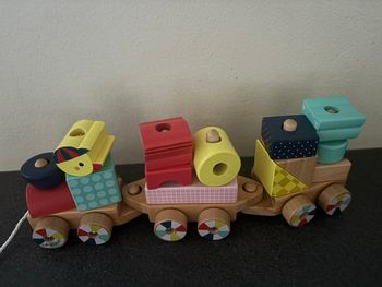 Train en bois