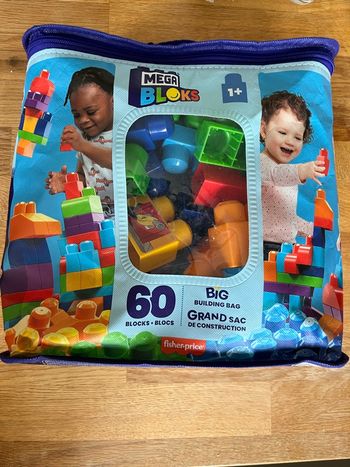 Mega blocks + de 70 pièces
