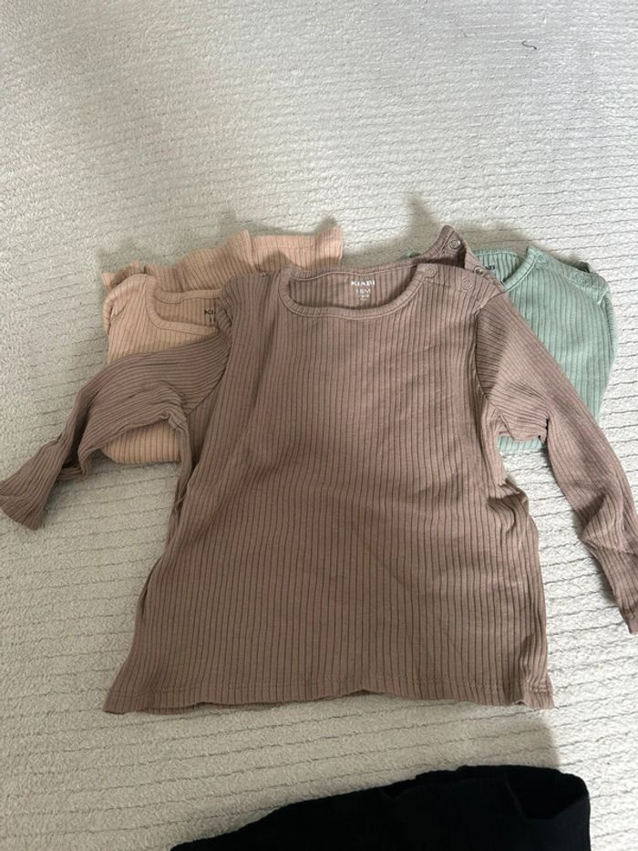 Lot de 4 t-shirts côtelés manches longues 18 mois - photo numéro 4