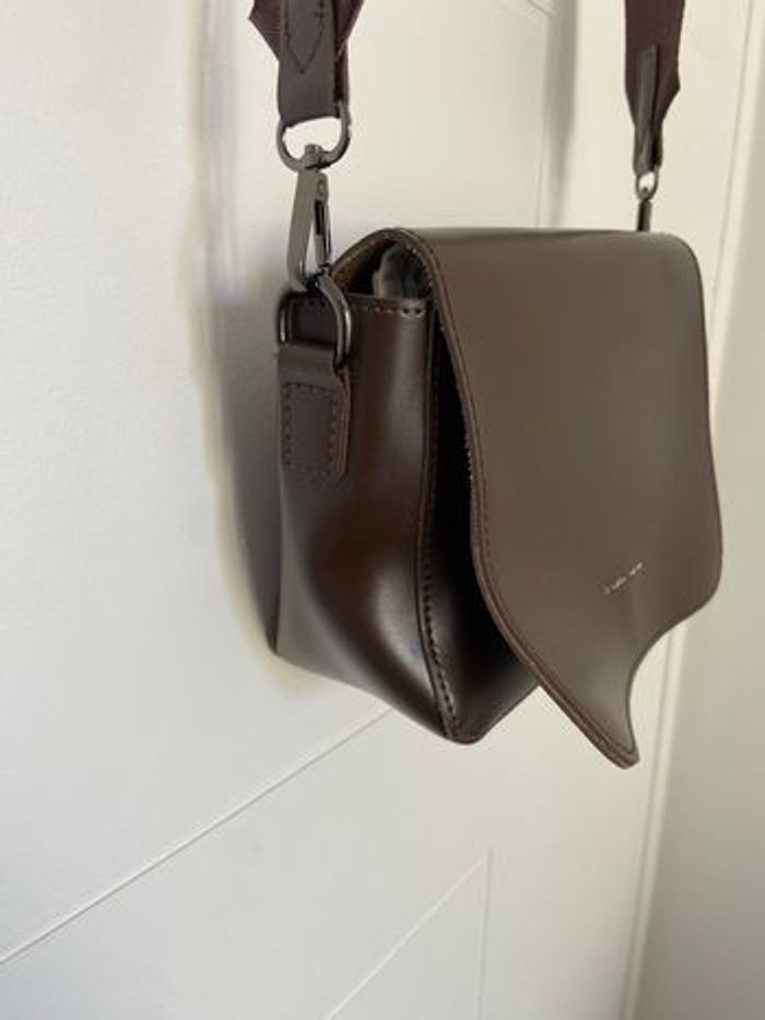 Sac bandoulière Claudia Canova – chocolat marron, très bon état - photo numéro 3