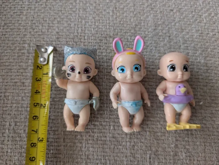 Lot petites poupées - photo numéro 2