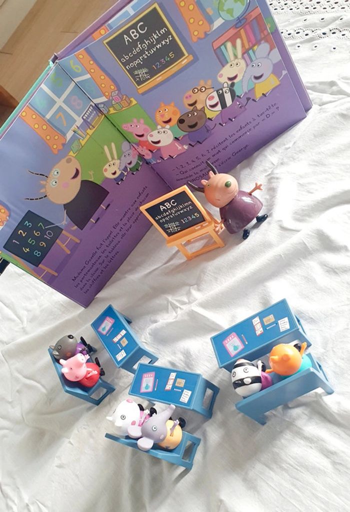 Lot peppa pig à l'école