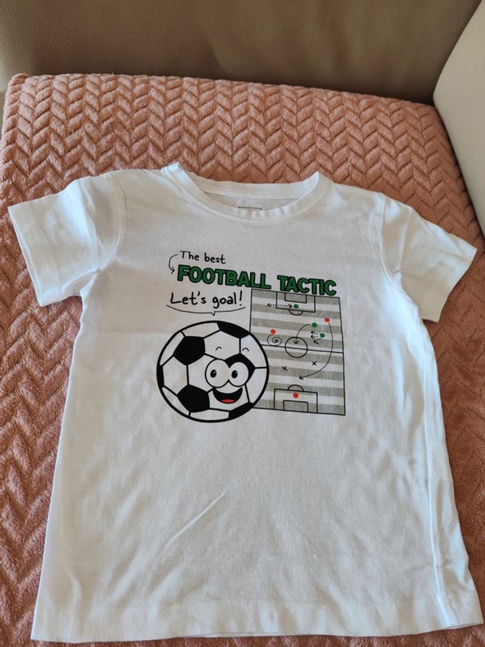 T-shirt garçon 6 ans comme neuf ttbe blanc vert tissaia
