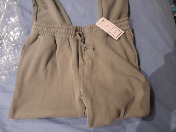 Pantalon Jogging Orchestra taille 14 ans, neuf etiquette - photo numéro 2