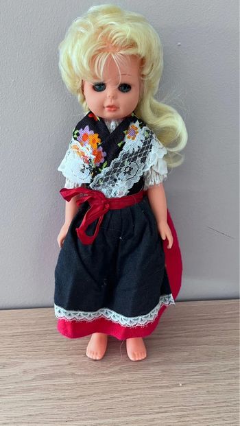 Poupée vintage
