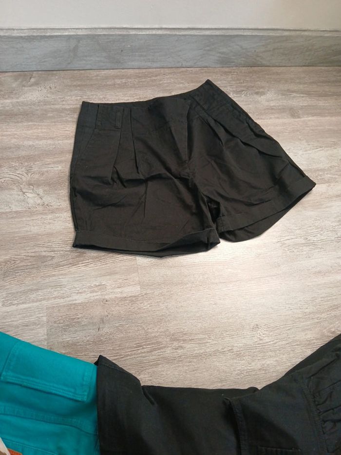 Ensemble jupes + 1 short noir - photo numéro 8