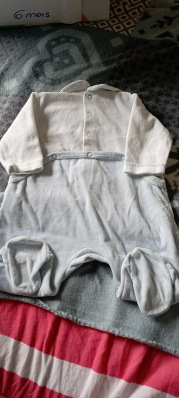 Pyjama 6 mois - photo numéro 3