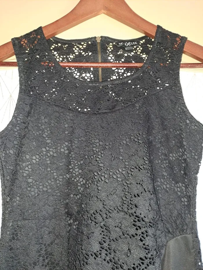 Superbe robe noire no excuse 36 comme neuve dentelle doublure jusqu'en bas, effet plissé à la taille - photo numéro 7