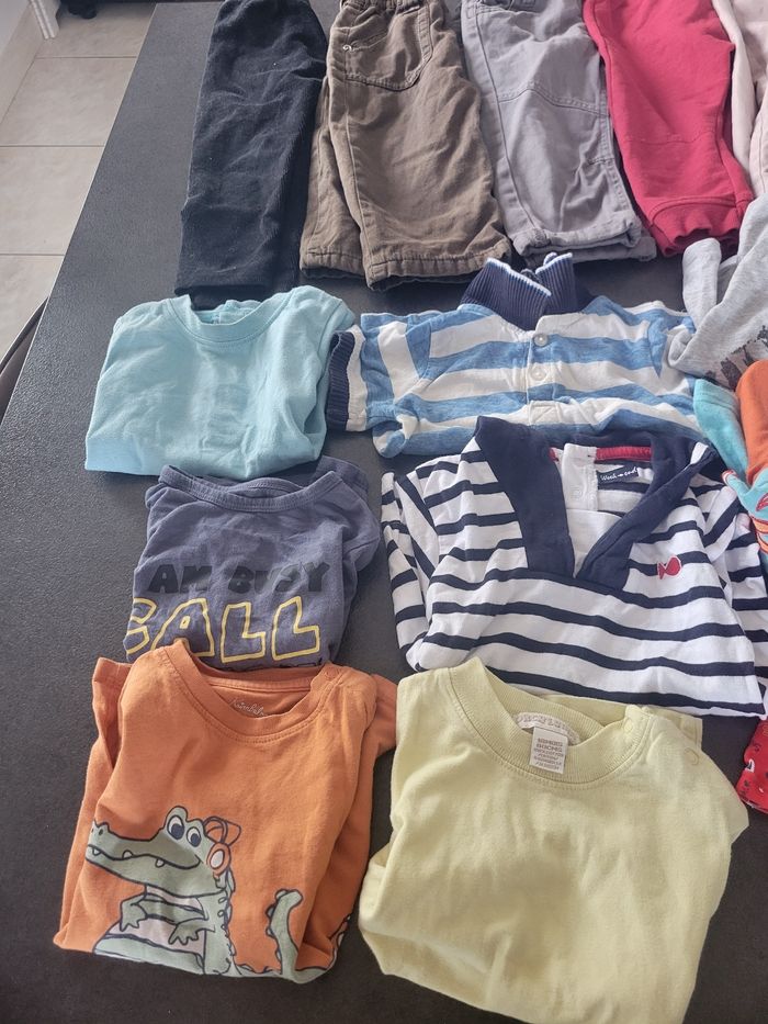 Lot vêtements garçon 18 mois - photo numéro 2