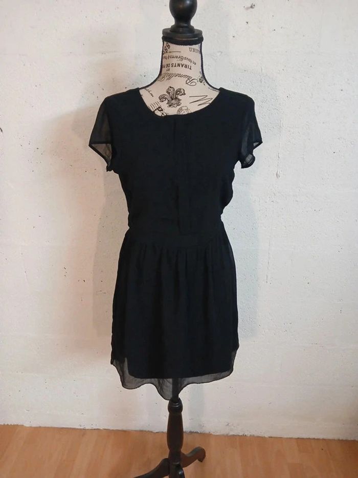 🖤 Petite robe noire fluide – Taille M – Bon état