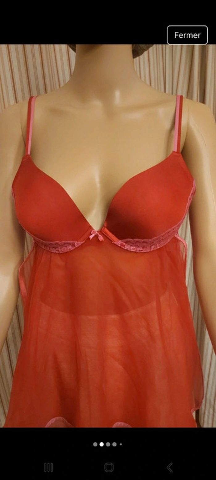 Nuisette rouge Hunkemöller taille M - photo numéro 2