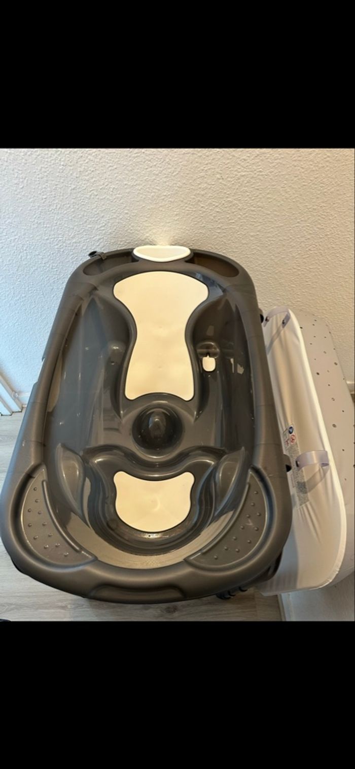 Baignoire table à langer - photo numéro 3