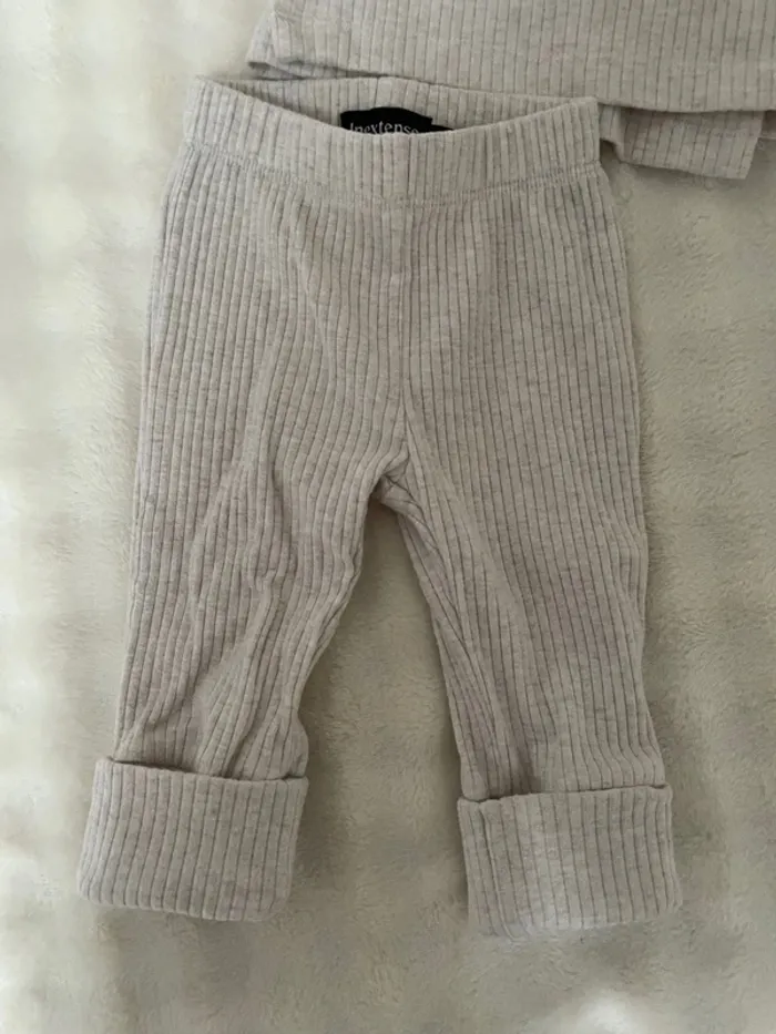 Ensemble bébé beige neuf - photo numéro 4