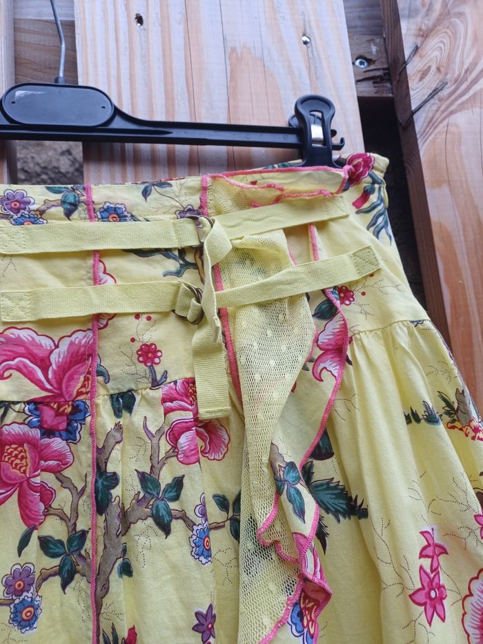 Jolie jupe jaune fleurie en coton Essentiel Antwerp taille 38 - photo numéro 3