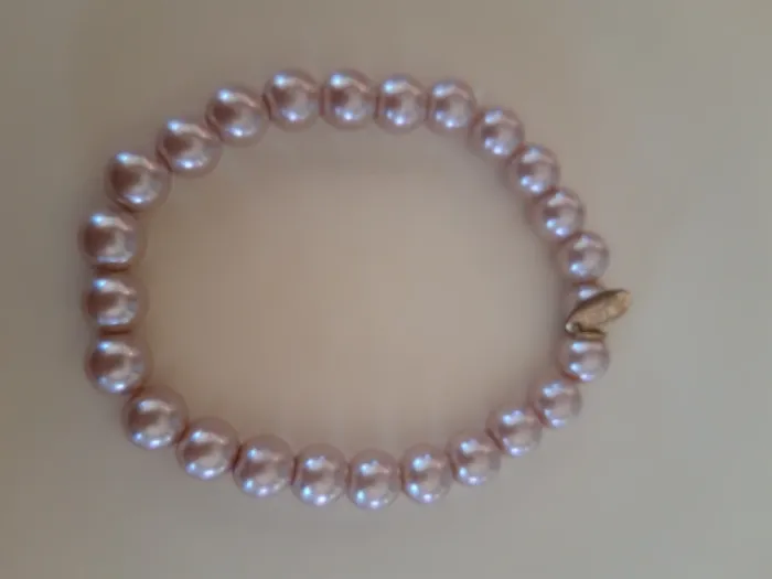 Bracelet élastique perles beige rosé - photo numéro 2