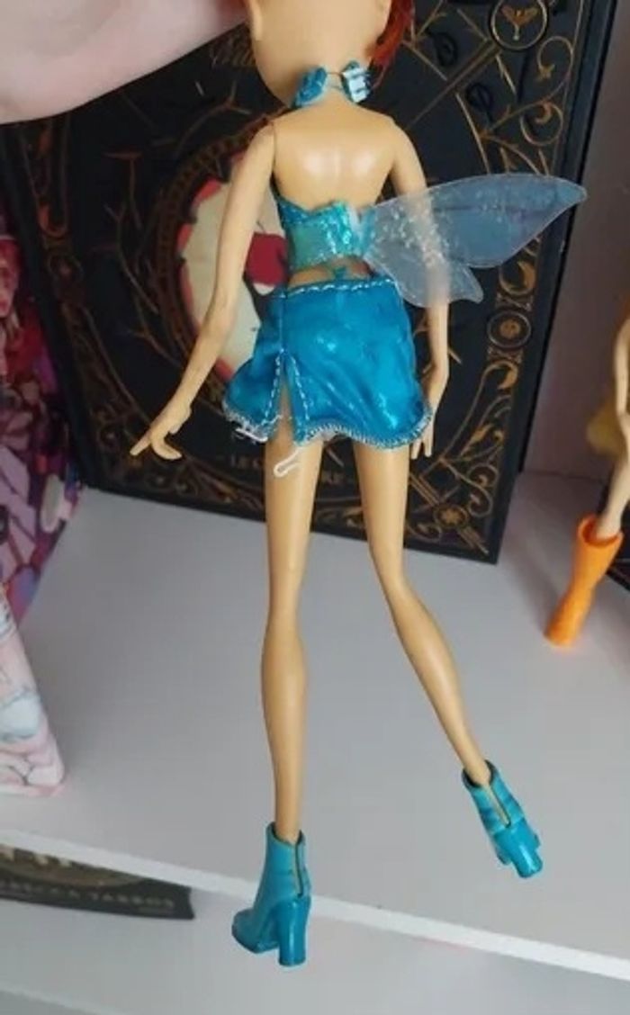 Deux Poupées Bloom Glam Magic Enchantix 2007 + Bloom Charmix Winx Club Mattel - photo numéro 2