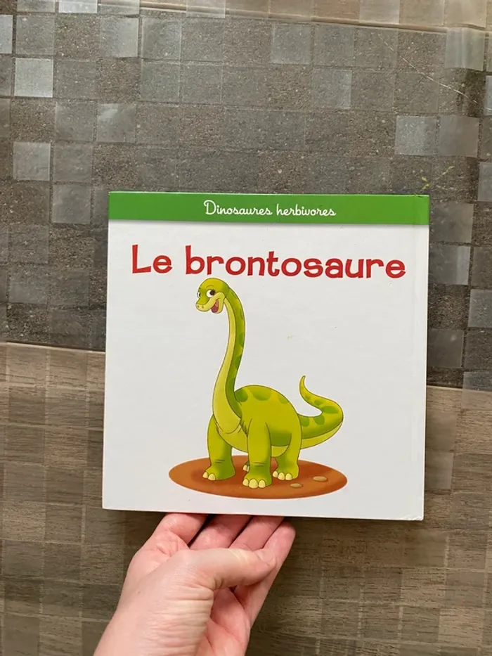 Livre le brontosaure et 4 figurines altaya le monde des dinosaures - photo numéro 4