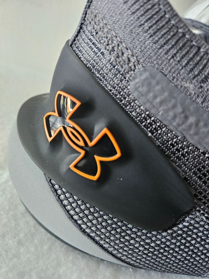 Baskets pointure 45 under armour - photo numéro 2