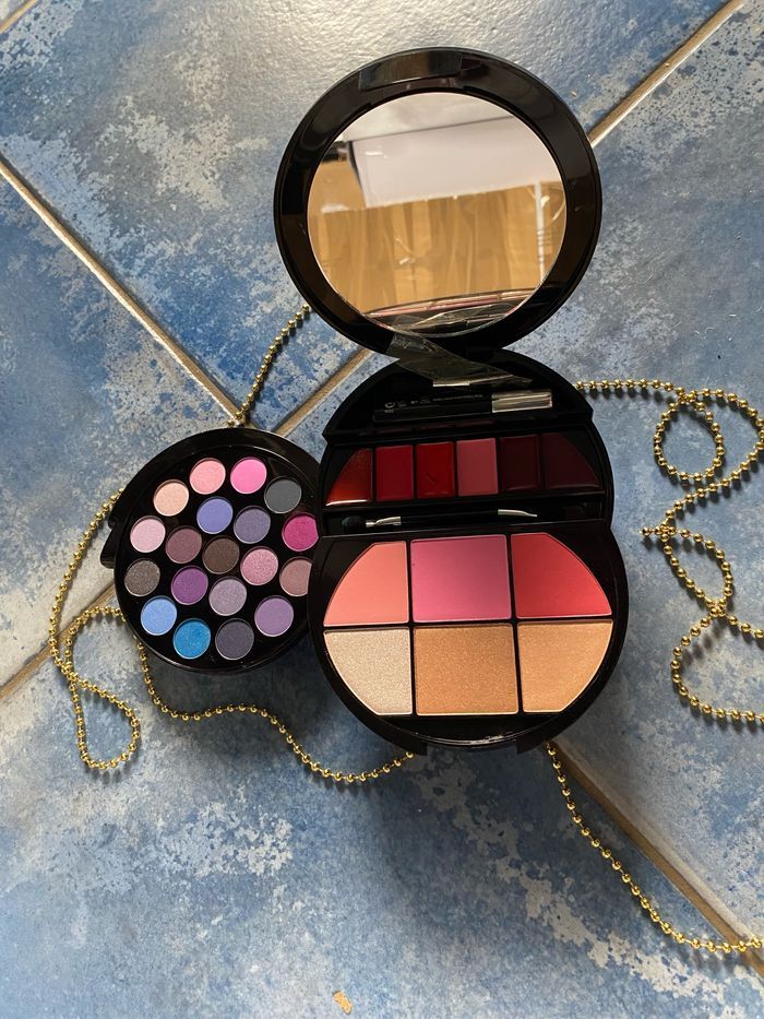 Palette de maquillage nocibé neuve - photo numéro 2