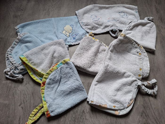 Lot bavoirs - photo numéro 3