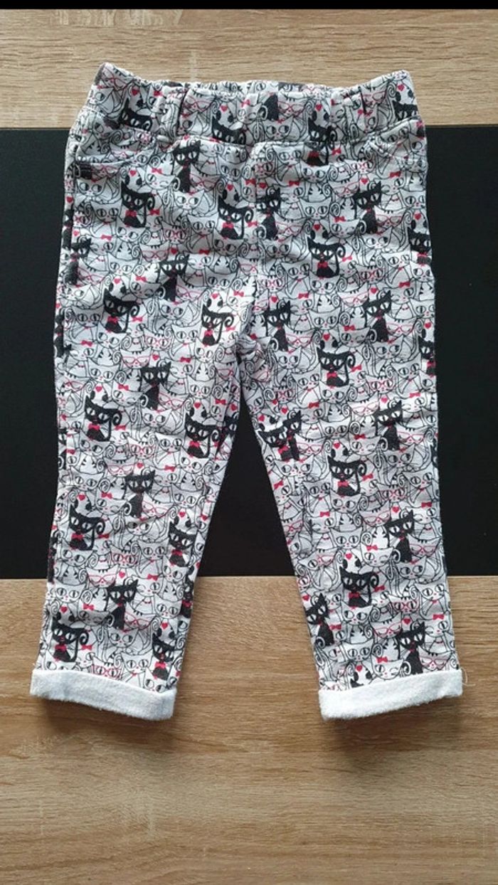 Ensemble tee-shirt et pantalon épais 18 mois - photo numéro 4