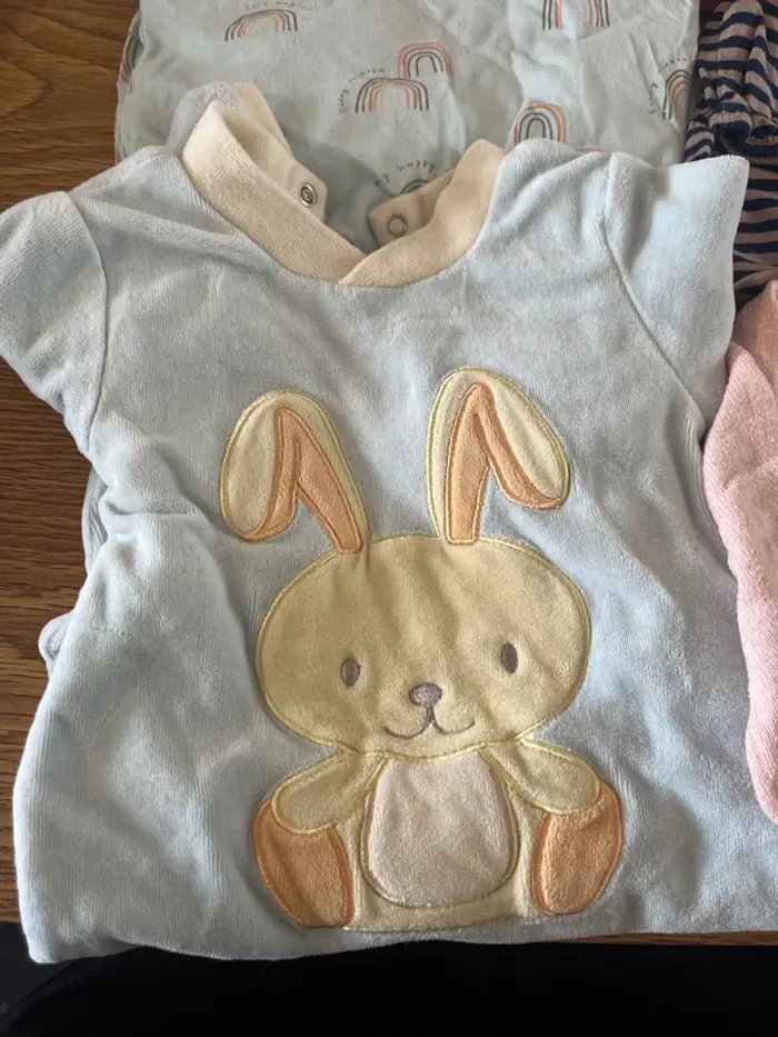 Lot 6 mois fille - photo numéro 2