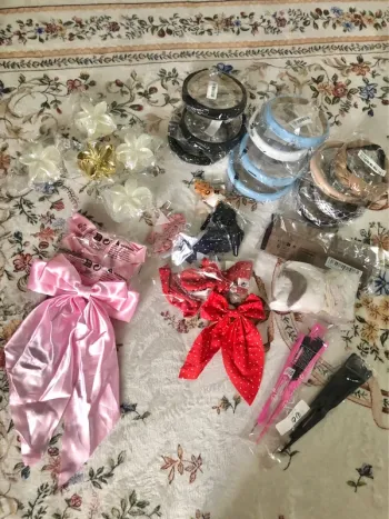 Lot accessoires cheveux pinces croco noeud serre tête etc