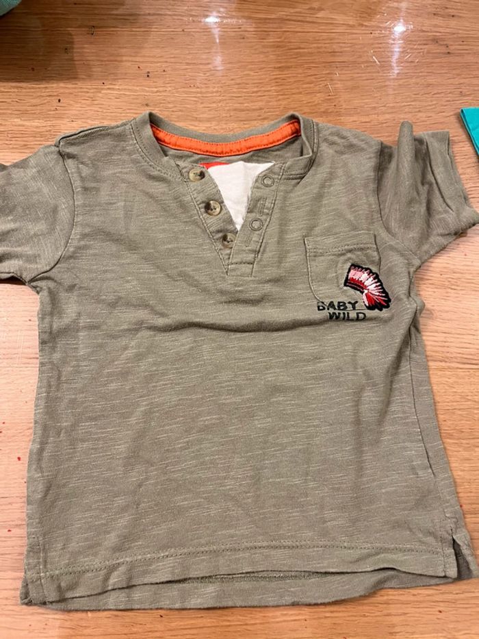 Lot de 2 teeshirt manches courtes taille 9 mois - photo numéro 5