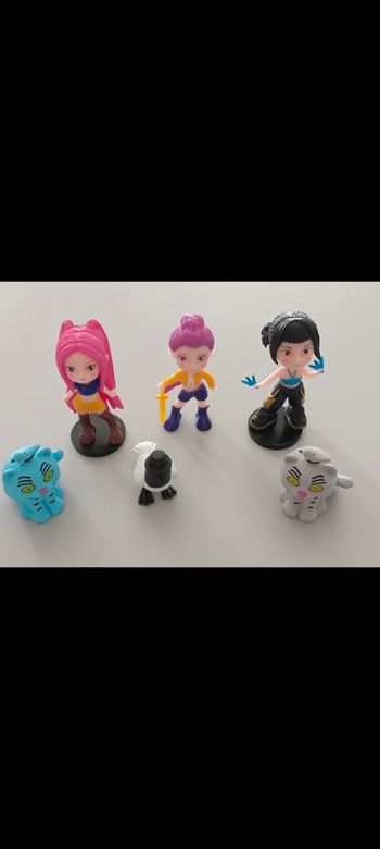 Figurines K-pop Demon Hunters neuves