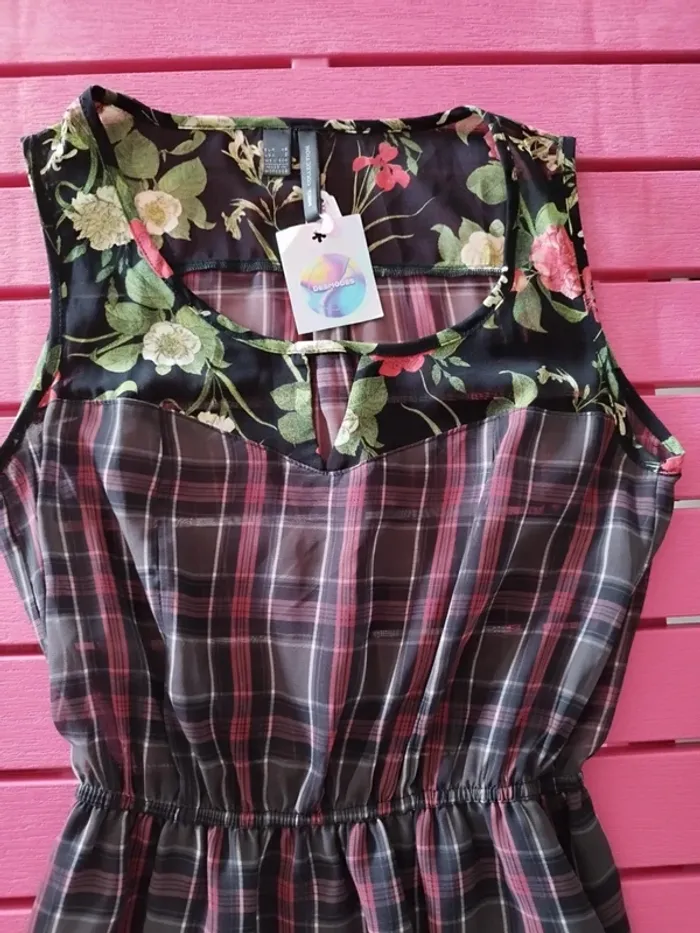 Robe grunge rock style années 90 carreaux transparente - photo numéro 3