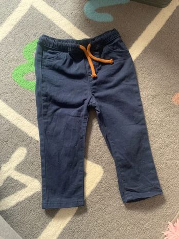 Pantalon in extenso 18 mois tbe