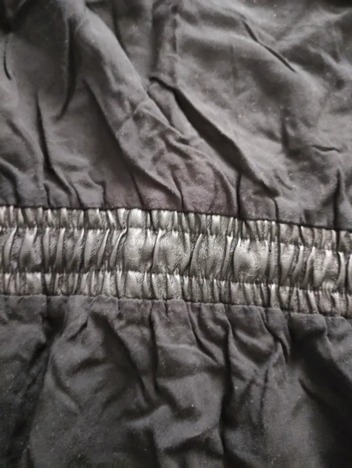 Robe noire fluide double matière - photo numéro 14