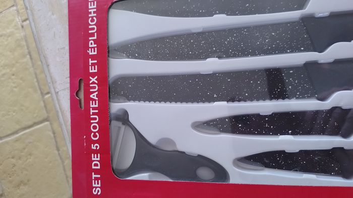 coffret couteaux - photo numéro 3