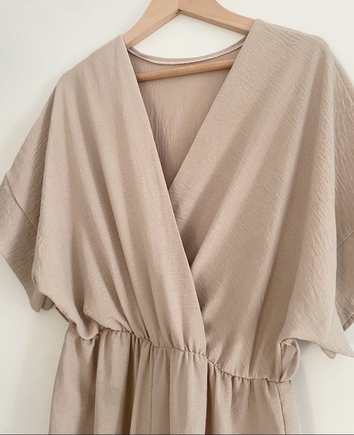 Combinaison beige - photo numéro 4